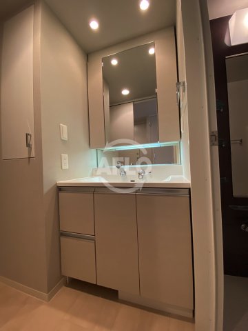 洗面設備　パークアクシスうつぼ公園　洗面脱衣所