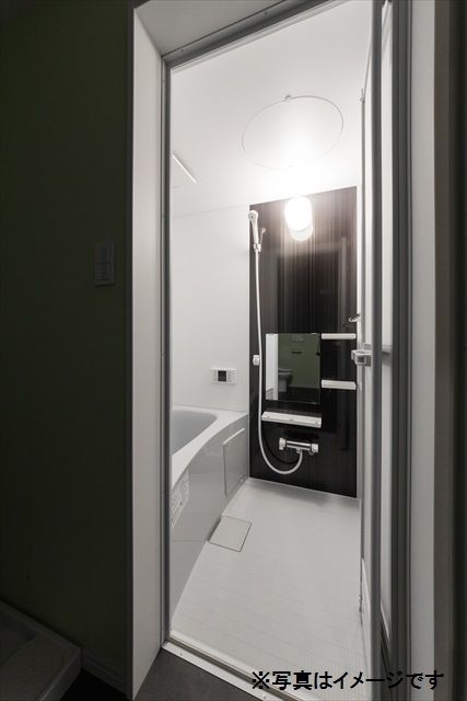 バス・シャワールーム　参考写真。現状優先