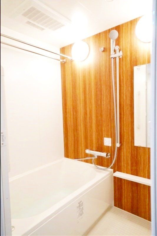 バス・シャワールーム　バス