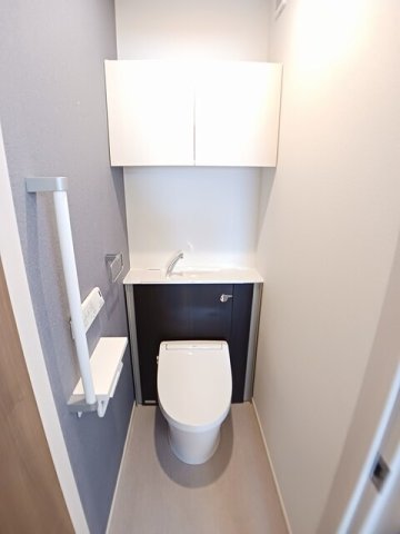 トイレ　ゆったりとした空間のトイレです