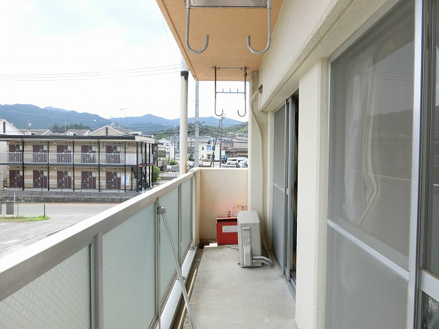 バルコニー　ワイドバルコニー
