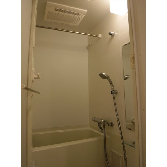 バス・シャワールーム　お風呂です