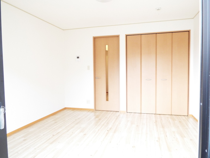 居室・リビング　洋室8帖