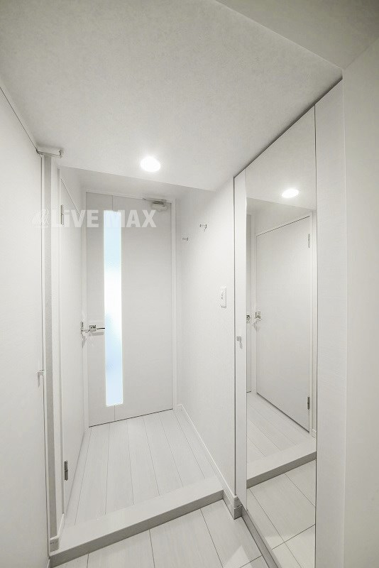 玄関　※写真と異なる場合は現状優先。