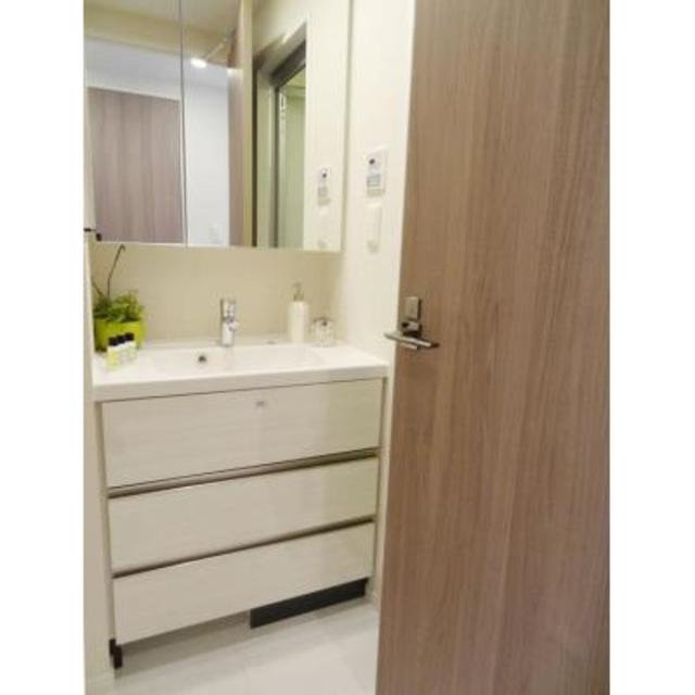 洗面設備　※写真は同タイプ住戸です。
