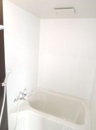 バス・シャワールーム　バストイレ別☆