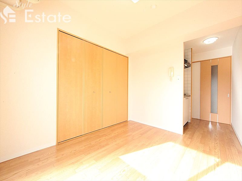 居室・リビング　内装