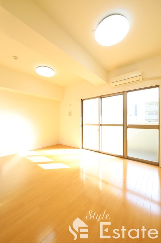 居室・リビング　リビング【12.6帖】