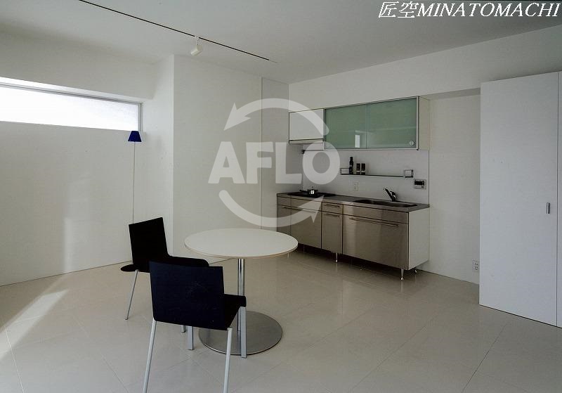 セキュリティ　ラ・ドゥセール湊町　洋室