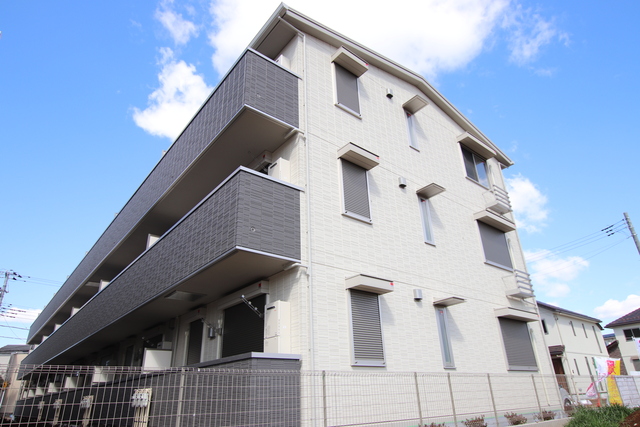 建物外観　オートロック付き