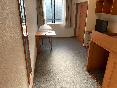 居室・リビング　1階はフローリング仕様です。