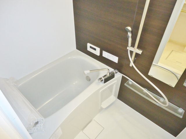 バス・シャワールーム　追い焚き機能付き