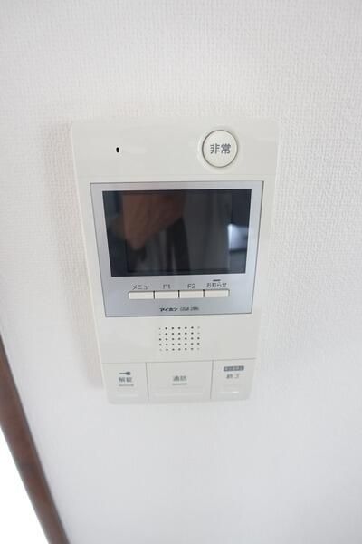 セキュリティ　モニター付きインターフォン