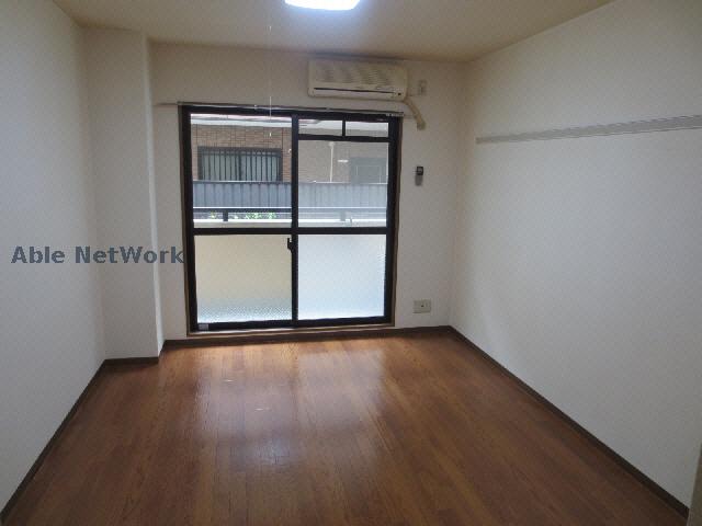 居室・リビング　同型モデル