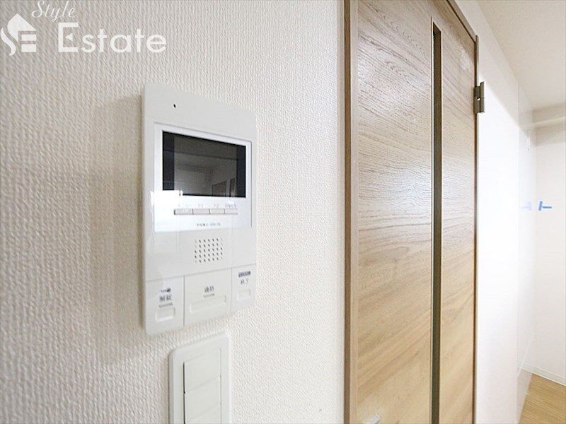 セキュリティ　モニター付きインターホン