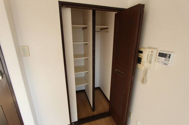 収納　※４０７号室の写真になります。