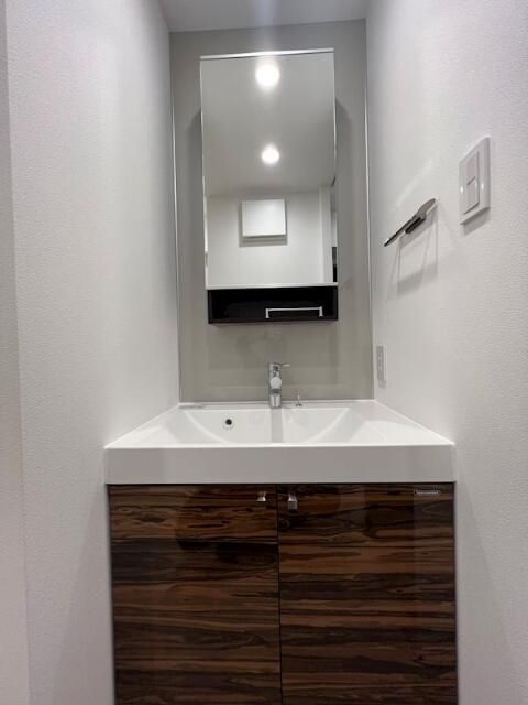 洗面設備　使いやすい洗面所です