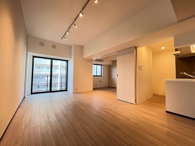 居室・リビング　ゆったり過ごせる居間です