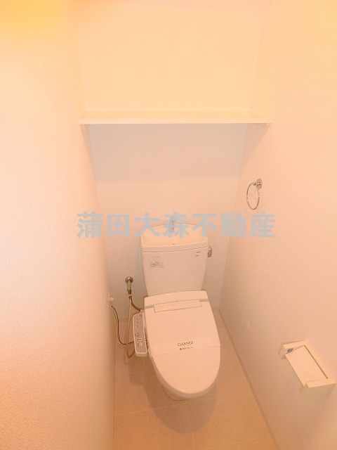 トイレ　温水暖房便座付きのトイレ