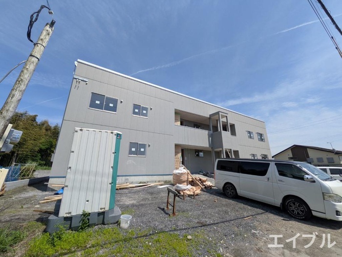 建物外観　建築中