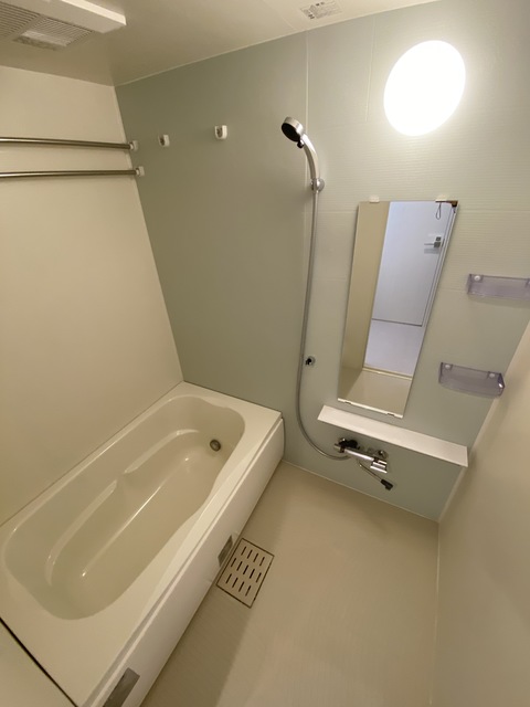 バス・シャワールーム　みんなでワイワイ入れますね！