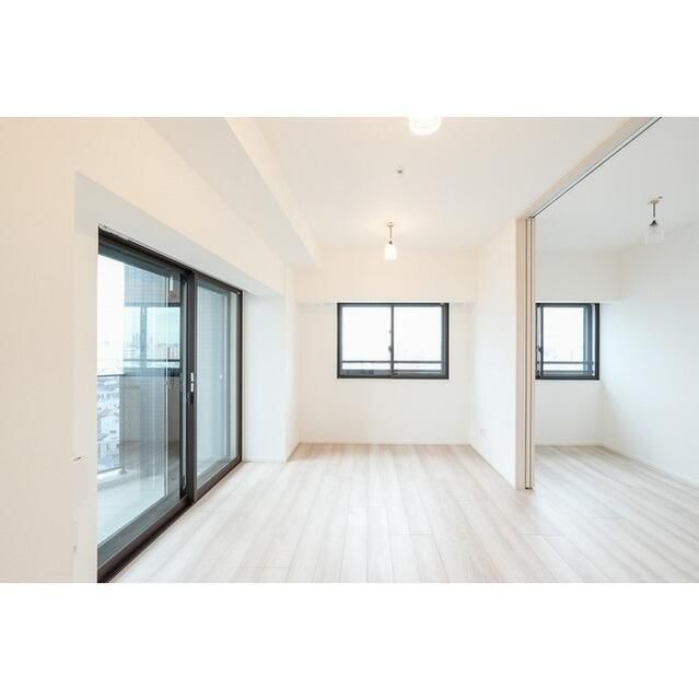 居室・リビング　ゆったり過ごせる居間です