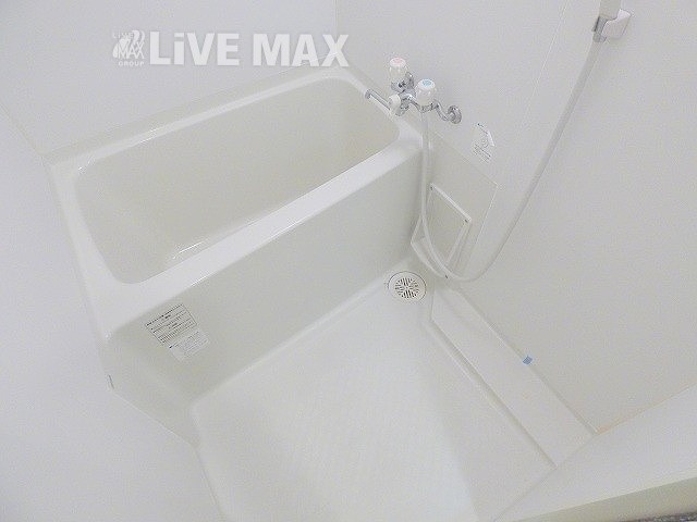 バス・シャワールーム　一日の疲れを癒すバスルームです★