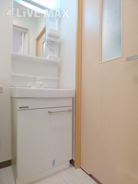 洗面設備　忙しい朝にも便利な独立洗面台★
