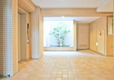 エントランス　共用部分も大変綺麗★