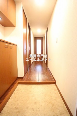 玄関　住まいの顔ともなる玄関