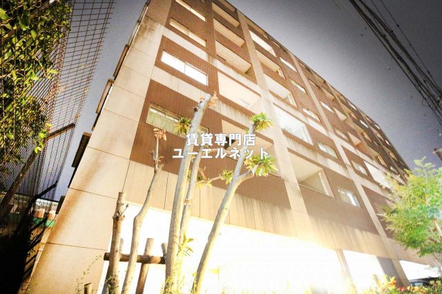 建物外観　シンプルで洗練されたデザインが毎日の暮らしに心地よさをプラス