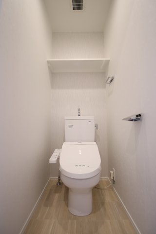 トイレ　清潔感のあるトイレです