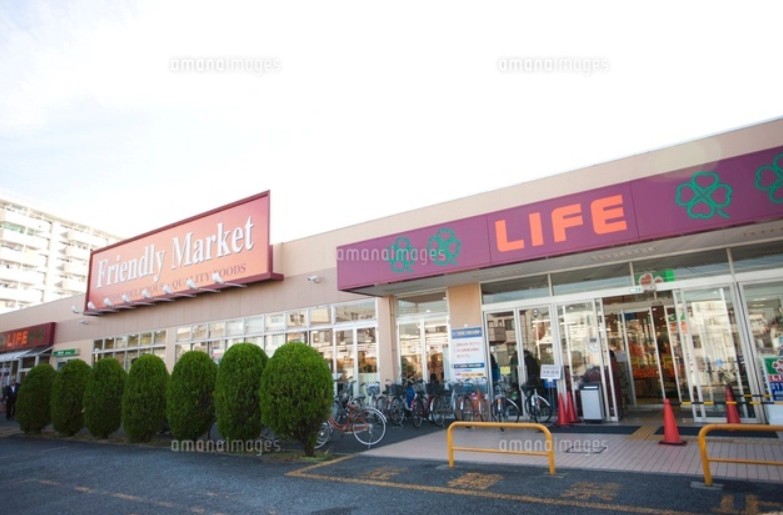 スーパー　ライフ前野町店（スーパー）まで728m