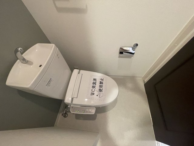 トイレ　清潔感のあるトイレです