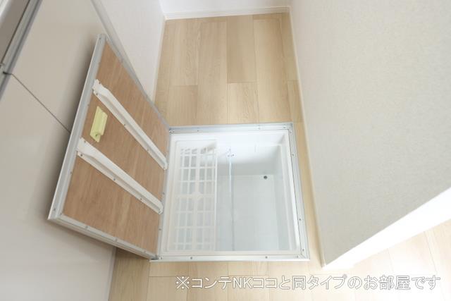 その他設備　※イメージ　床下収納