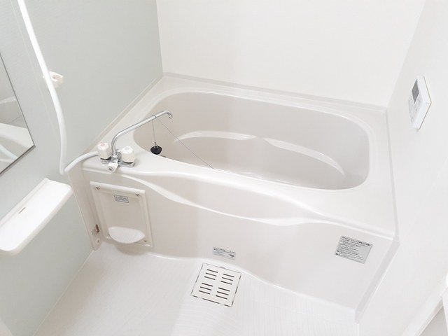 バス・シャワールーム　お風呂で日々の疲れを落としましょう