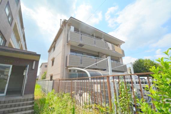 建物外観　綺麗な外観の素敵なお部屋があなたを待っています。