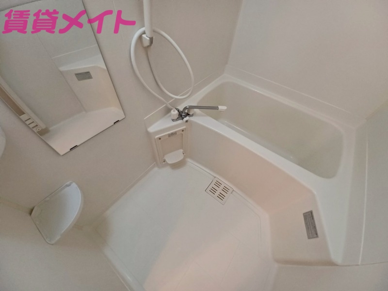 バス・シャワールーム　同型参考写真です