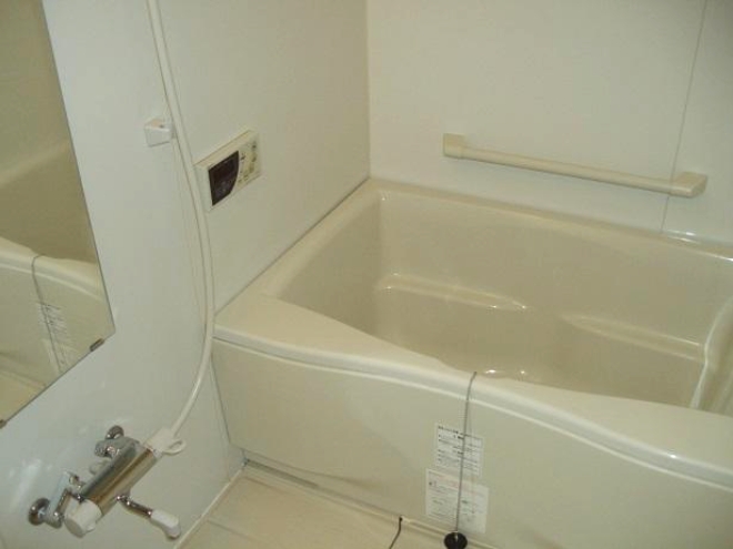バス・シャワールーム　【参考】同建物内の別のお部屋の画像です