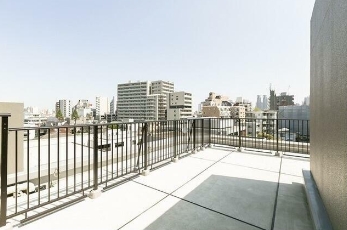 バルコニー　ルーフバルコニー。