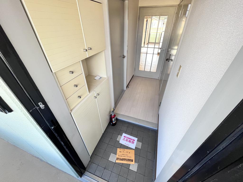 玄関　同建物別号室参考