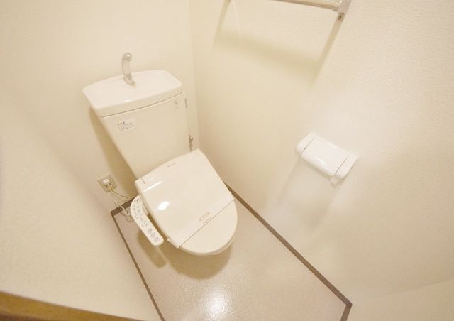 トイレ　★★うれし温水洗浄便座実装★★