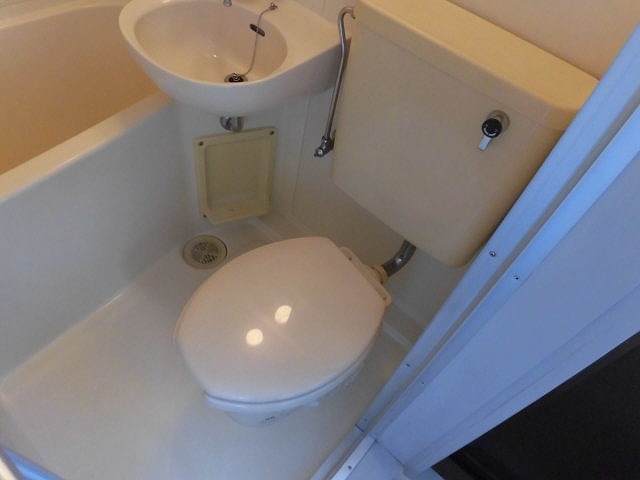 トイレ　清潔感のあるトイレです。