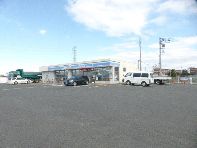 コンビニ　ローソン 三郷彦糸店（コンビニ）まで521m
