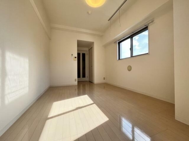 居室・リビング　きれいなお部屋