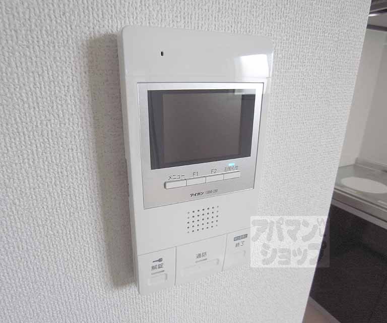 セキュリティ　安心なモニターフォン。