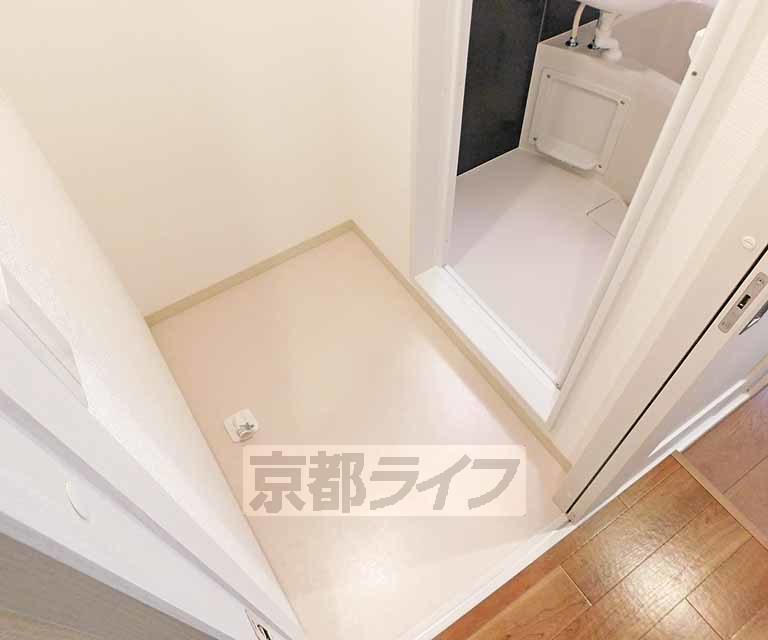 洗面設備　脱衣スペースあります。