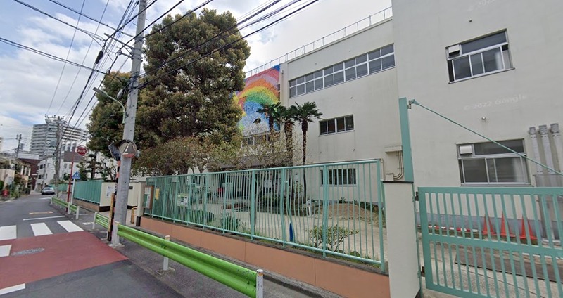 小学校　大田区立蒲田小学校（蒲田）（小学校）まで546m