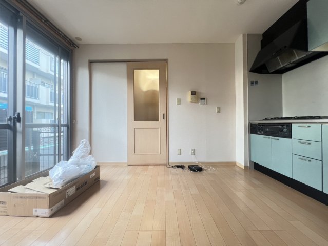 グレース田代IVの居間写真