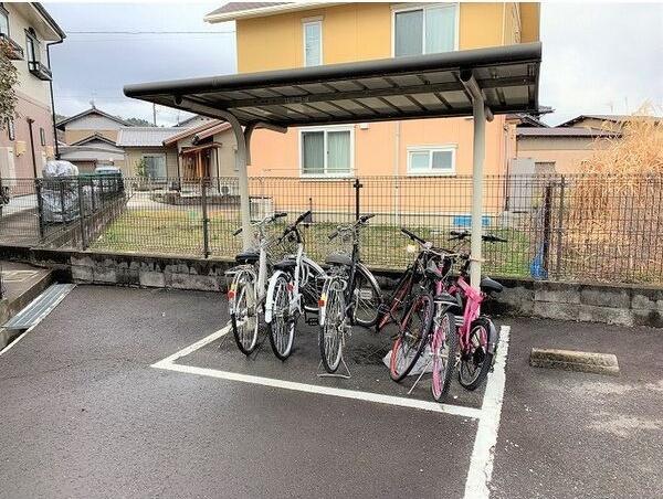 ＪＲ中央本線 瑞浪駅 徒歩53分 2階建 築28年の外観写真